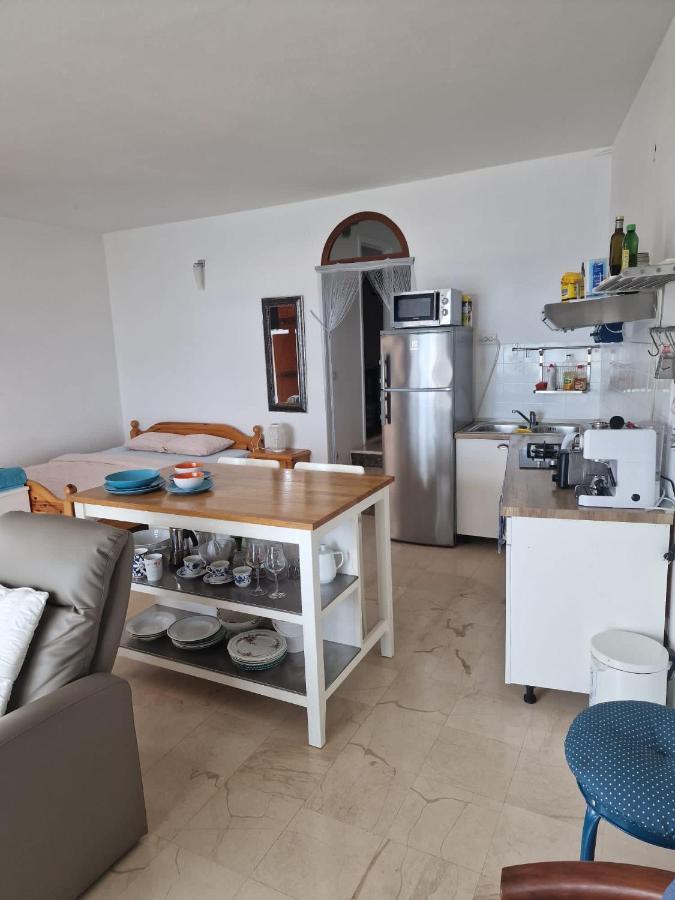 Shabby Chic Beach Cottage Hvar ฮวาร์ ภายนอก รูปภาพ