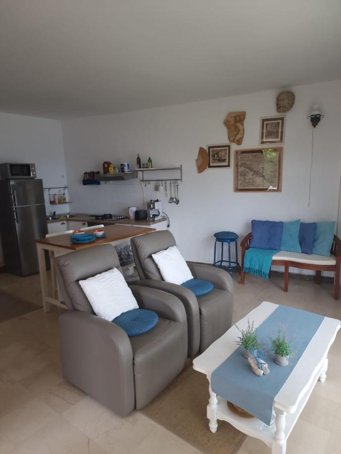 Shabby Chic Beach Cottage Hvar ฮวาร์ ภายนอก รูปภาพ