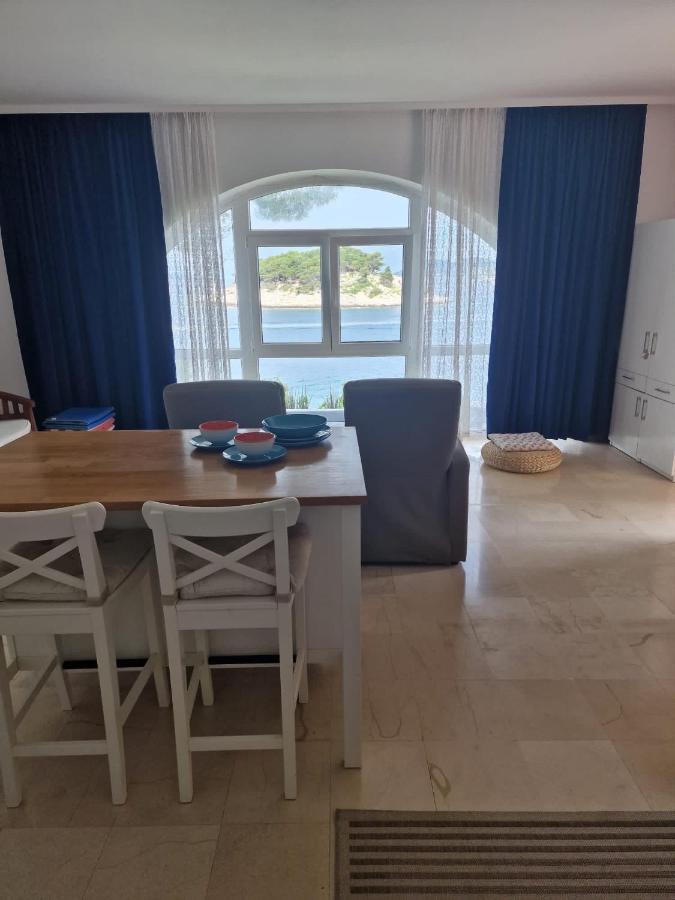 Shabby Chic Beach Cottage Hvar ฮวาร์ ภายนอก รูปภาพ